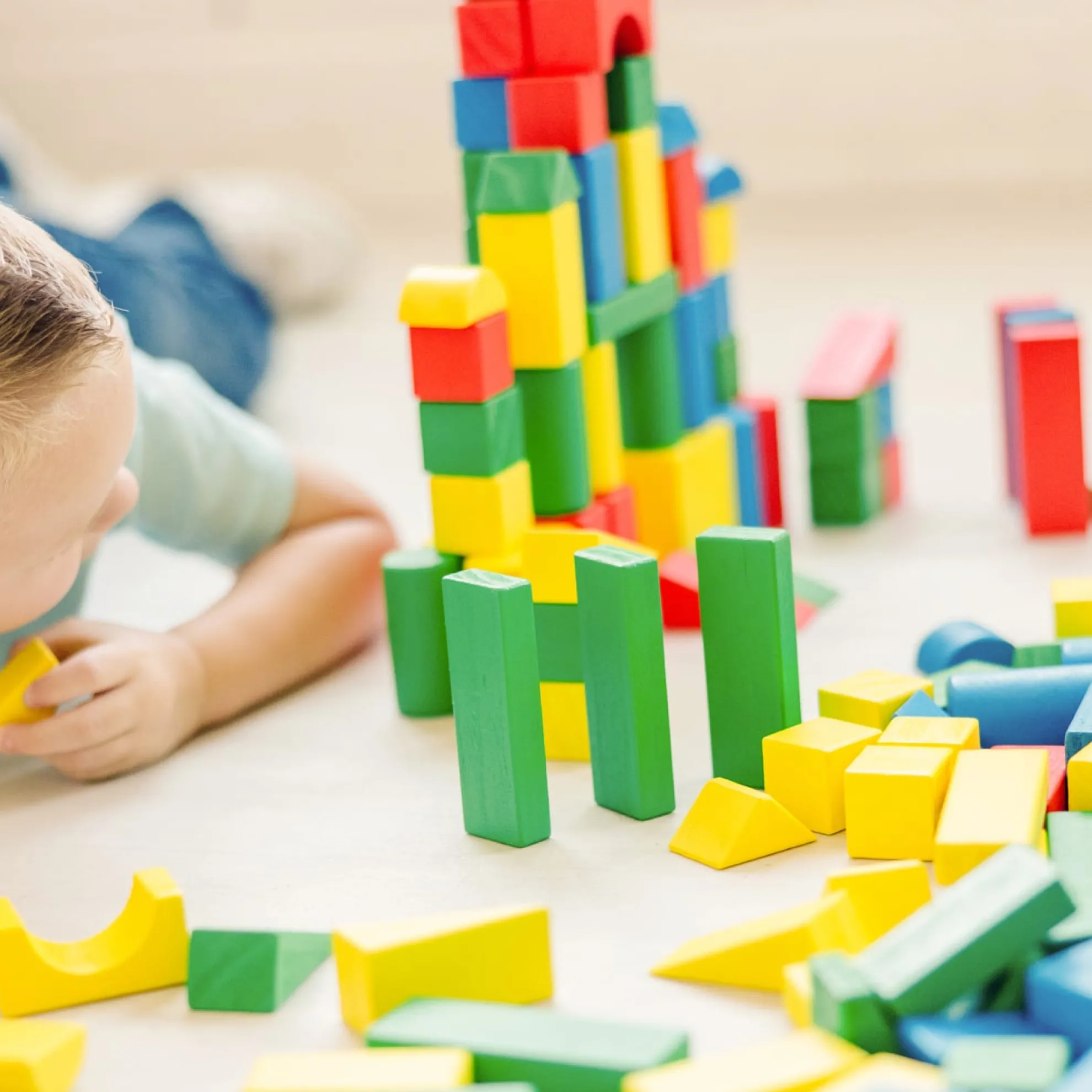 200 Piece Wood Blocks Set