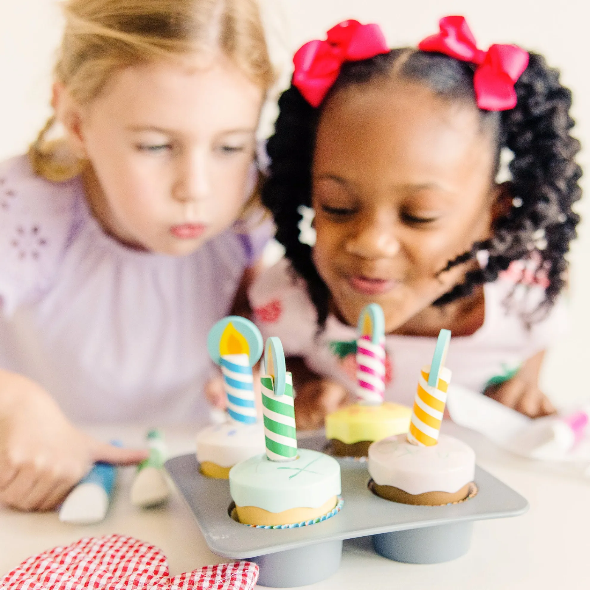 Bake & Decorate Wooden Cupcake Play Set