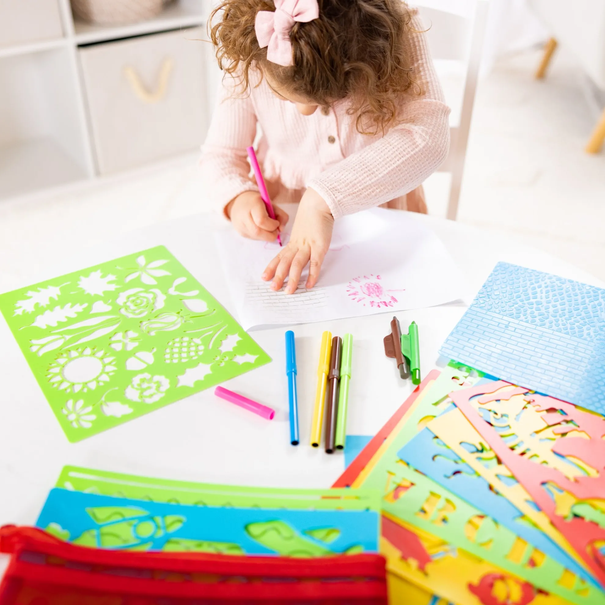 Created by Me! Stencil Art Activity Kit