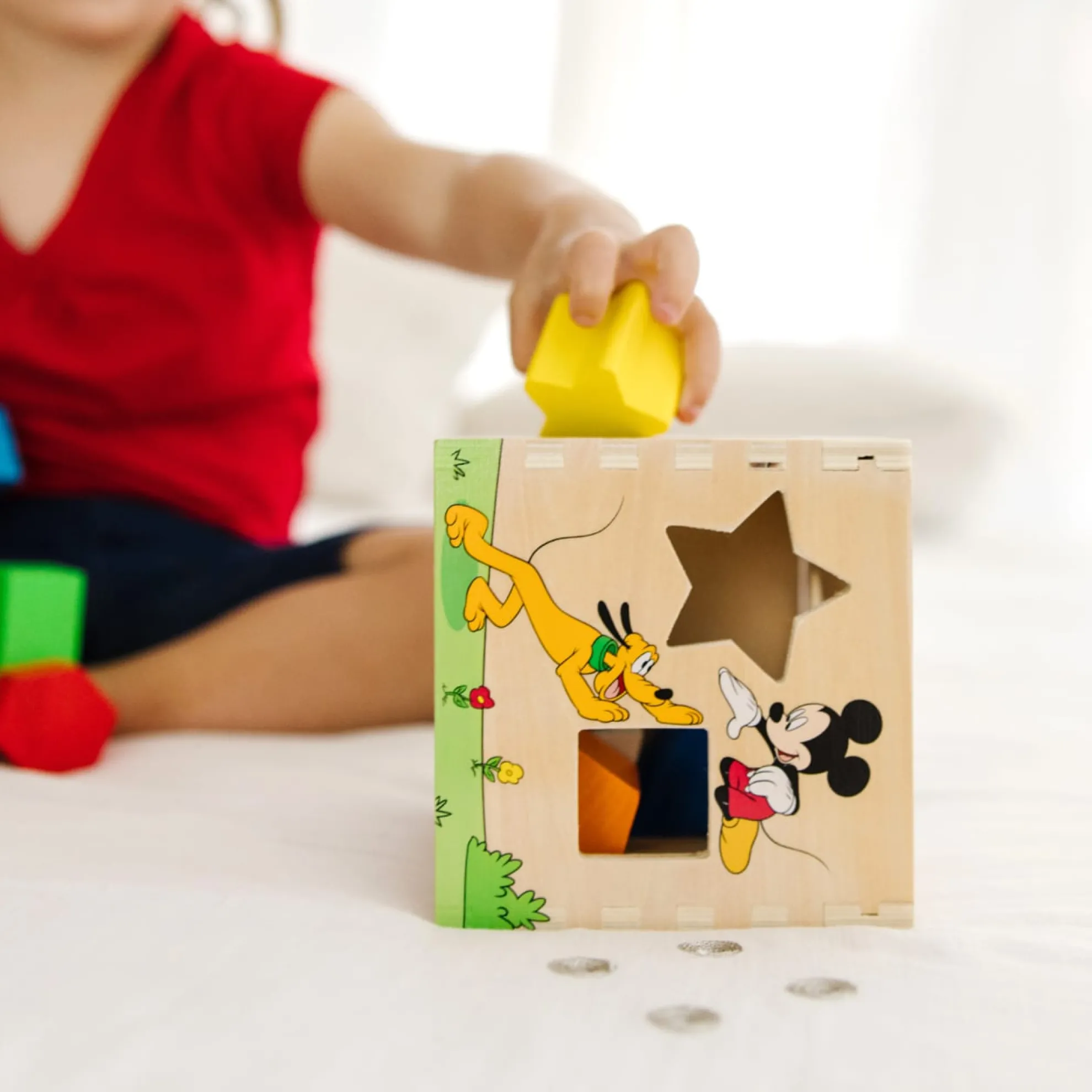 Disney Mickey Mouse & Friends Wooden Shape Sorting Cube