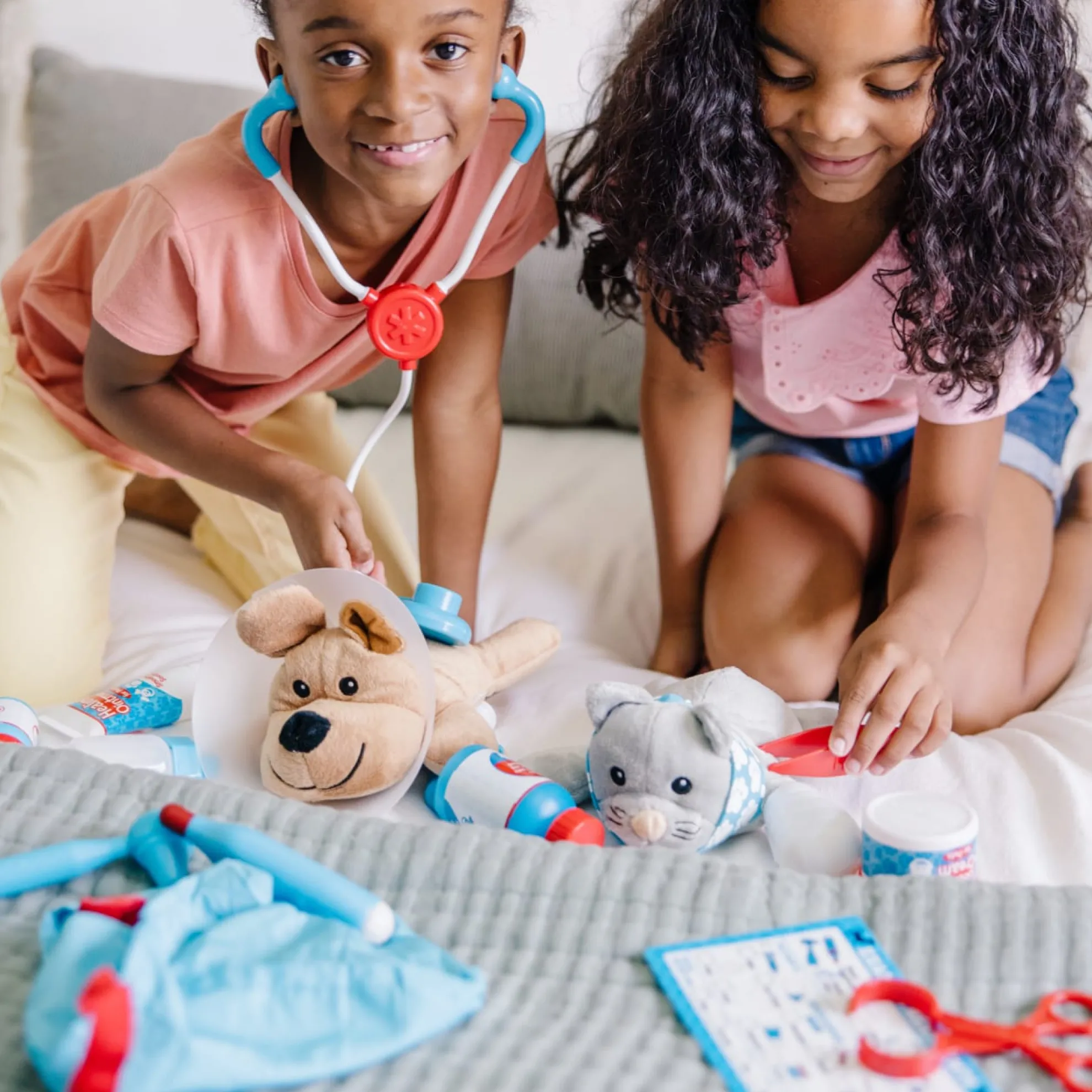 Examine & Treat Pet Vet Play Set