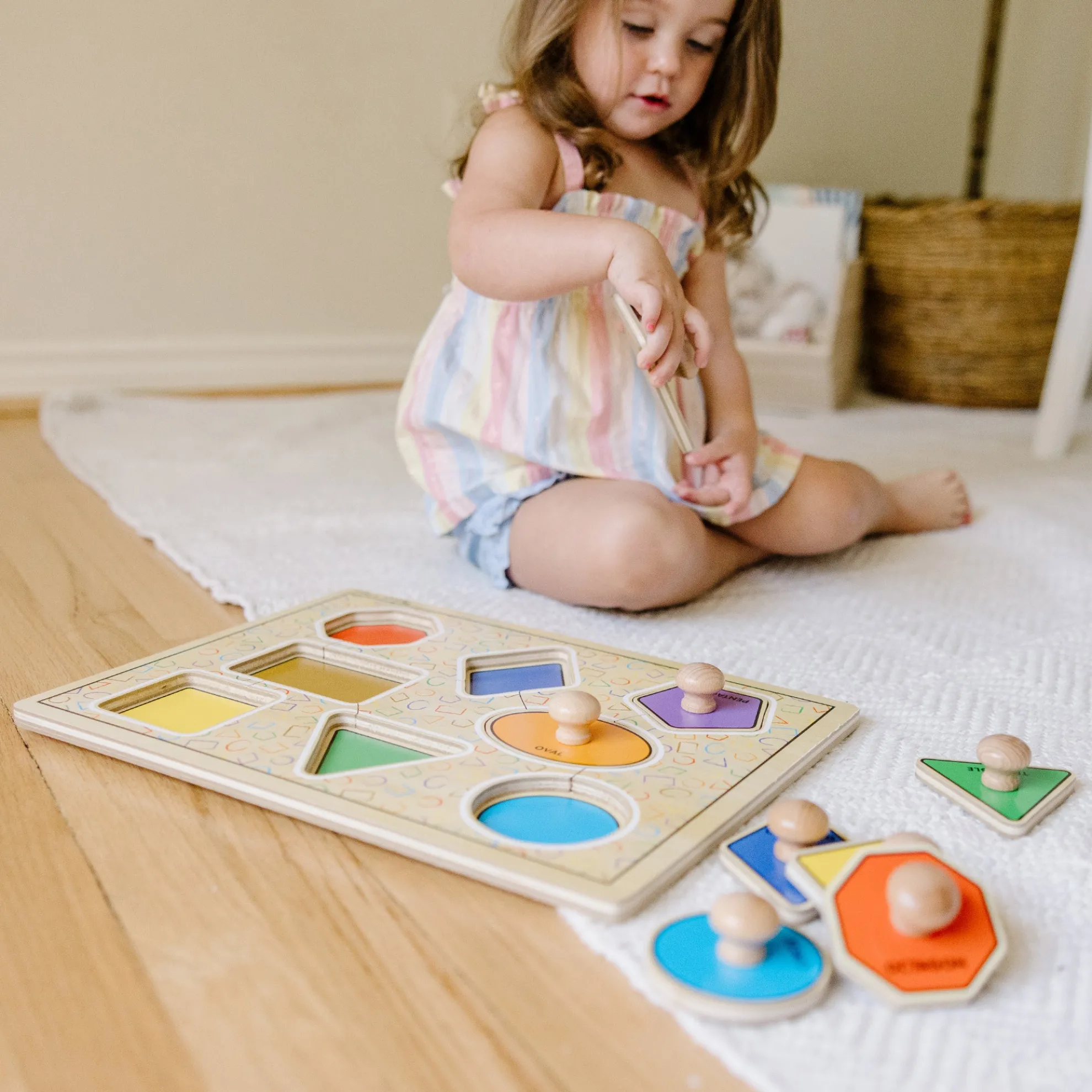 Geometric Shapes Deluxe Jumbo Peg Puzzle - 8 Pieces