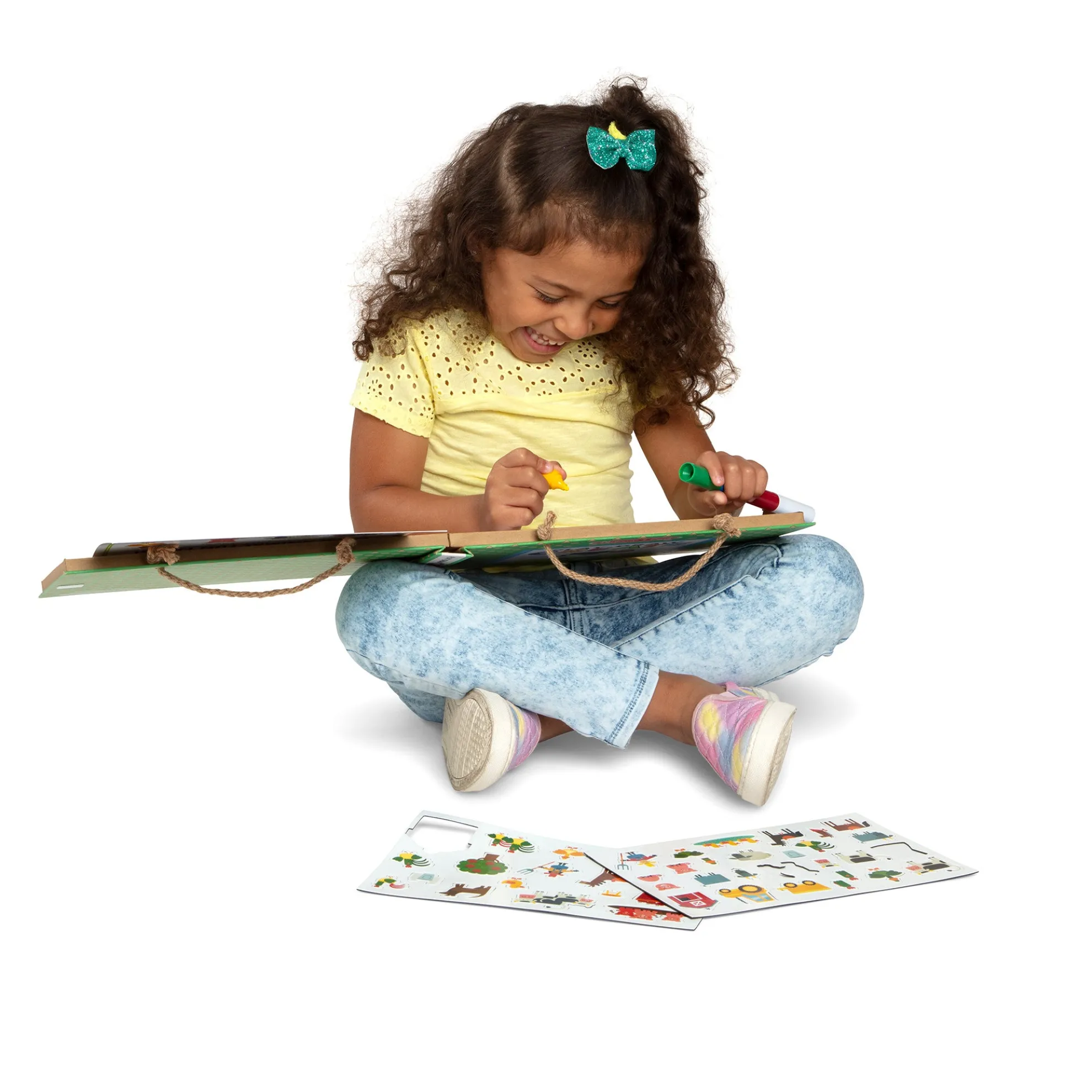 Natural Play: Play, Draw, Create Reusable Drawing & Magnet Kit – Farm