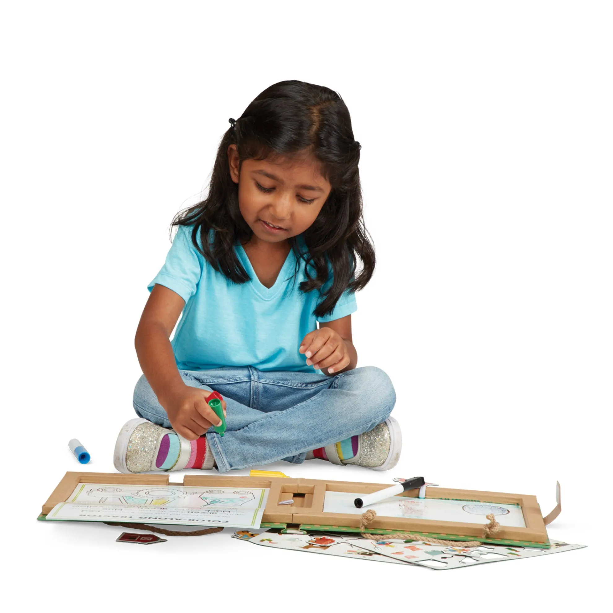 Natural Play: Play, Draw, Create Reusable Drawing & Magnet Kit – Farm