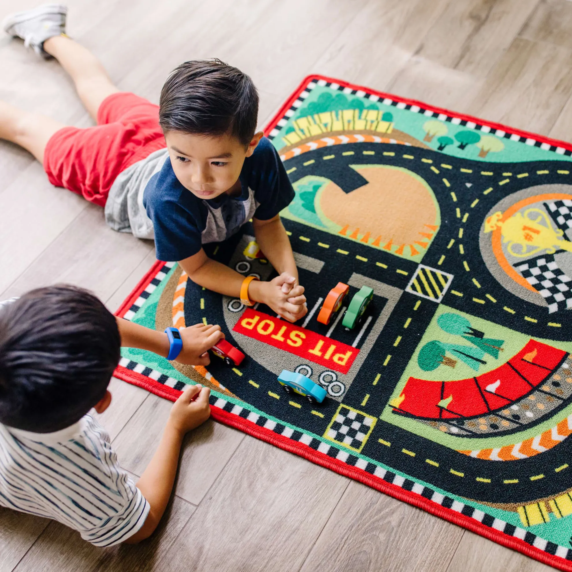 Round the Speedway Race Track Rug & Car Set