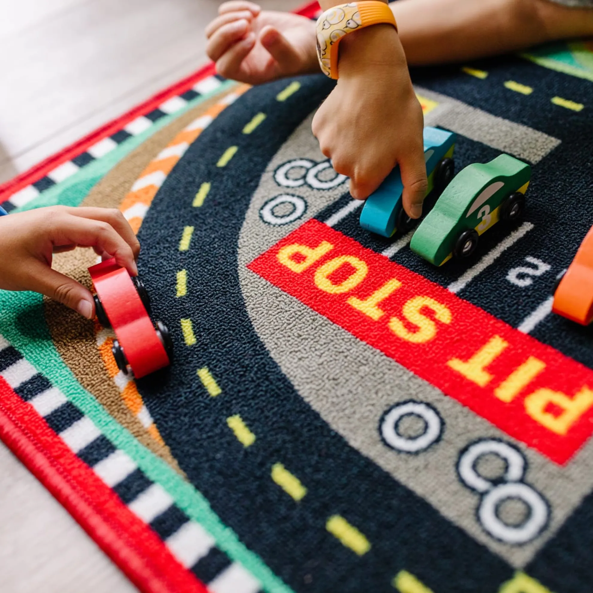 Round the Speedway Race Track Rug & Car Set