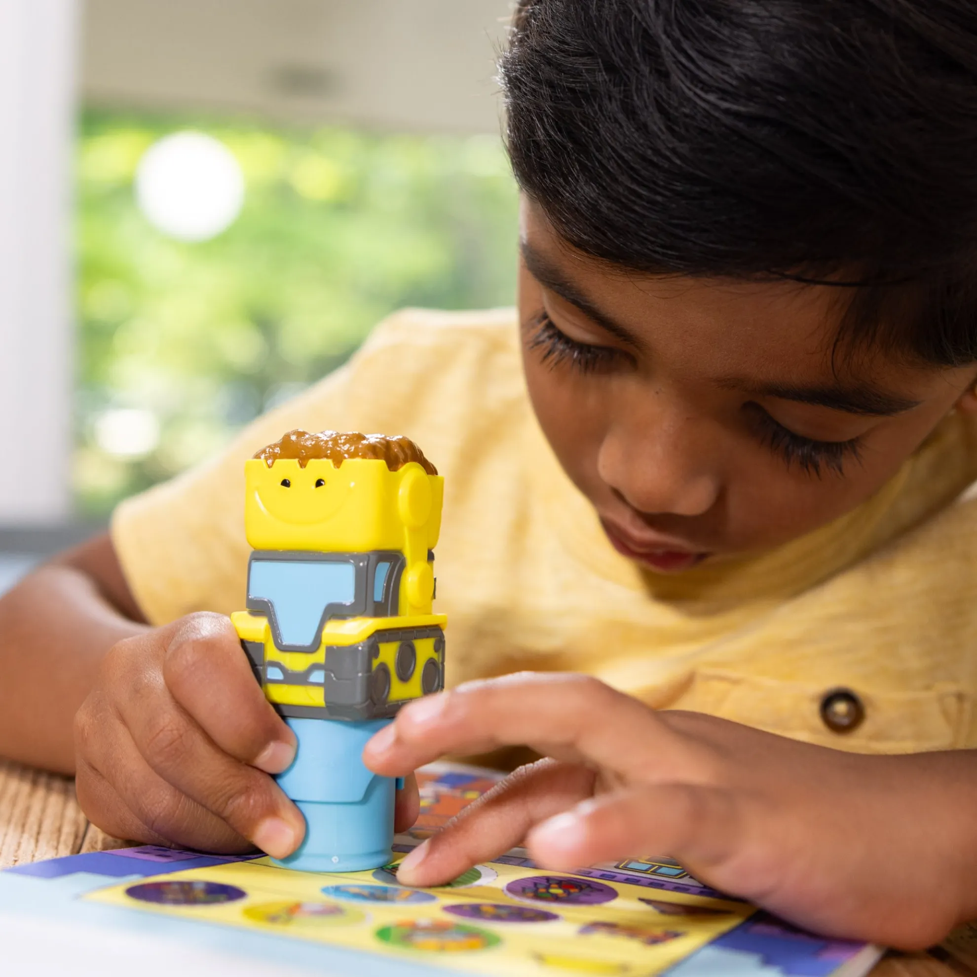 Sticker WOW!™ Bulldozer Bundle: Activity Pad & Sticker Stamper + Mini Activity Pad and 200 Refill Stickers