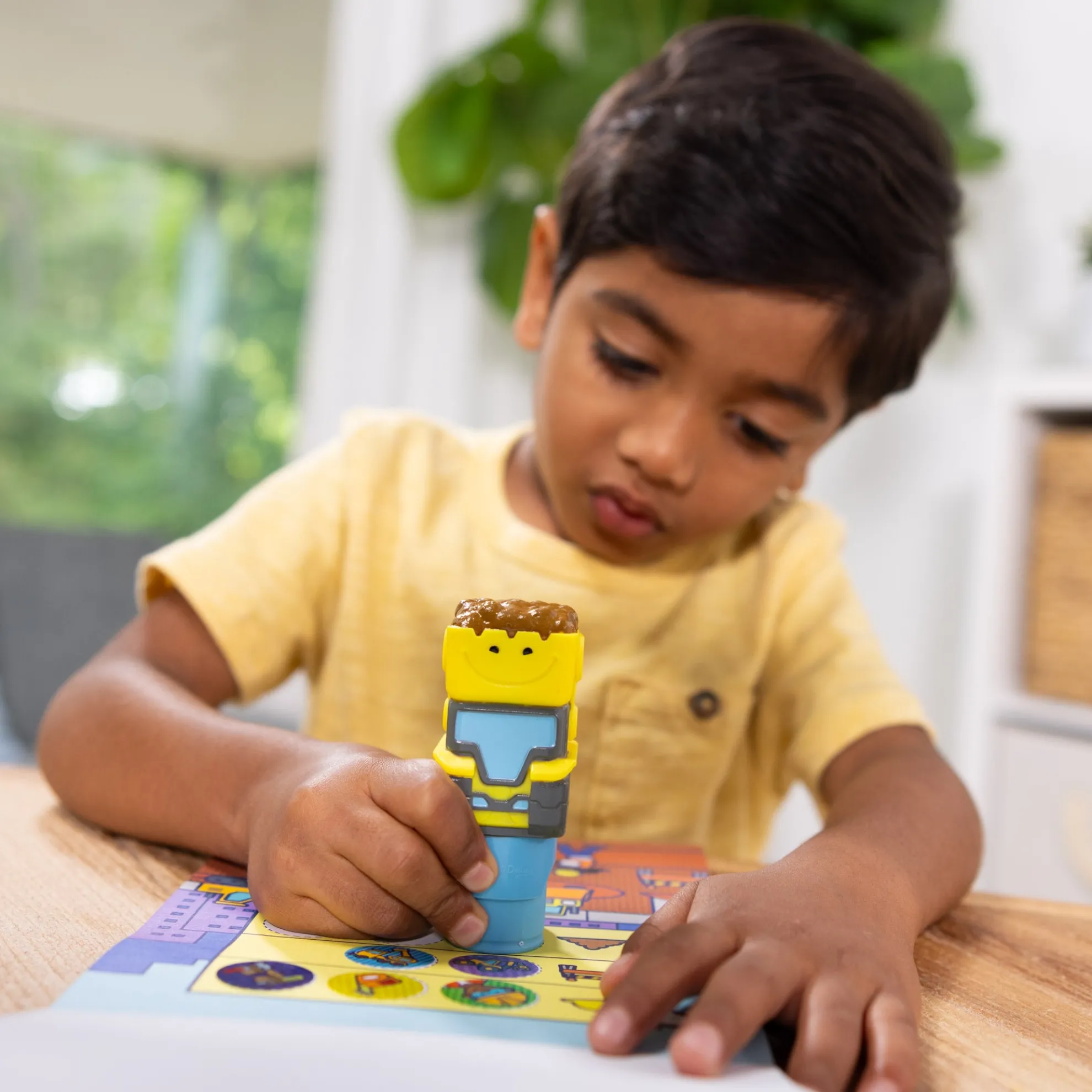 Sticker WOW!™ Bulldozer Bundle: Activity Pad & Sticker Stamper + Mini Activity Pad and 200 Refill Stickers