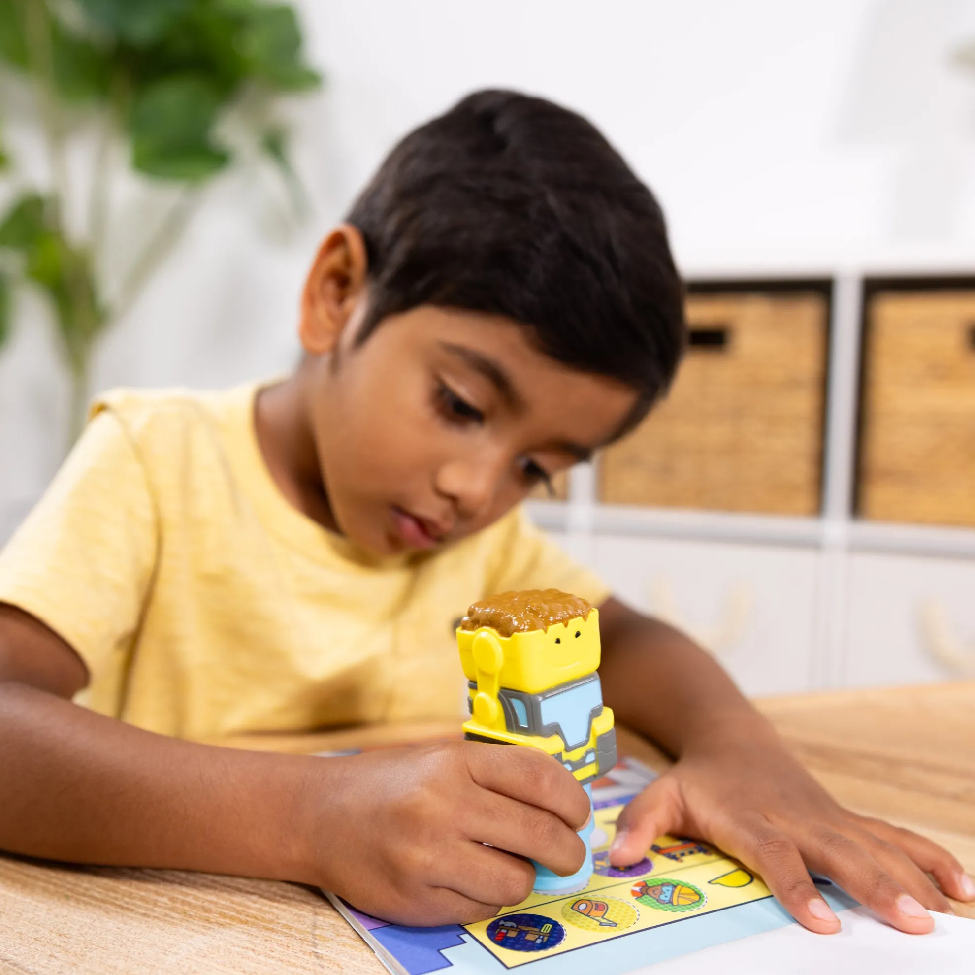 Sticker WOW!™ Bulldozer Bundle: Activity Pad & Sticker Stamper + Mini Activity Pad and 200 Refill Stickers