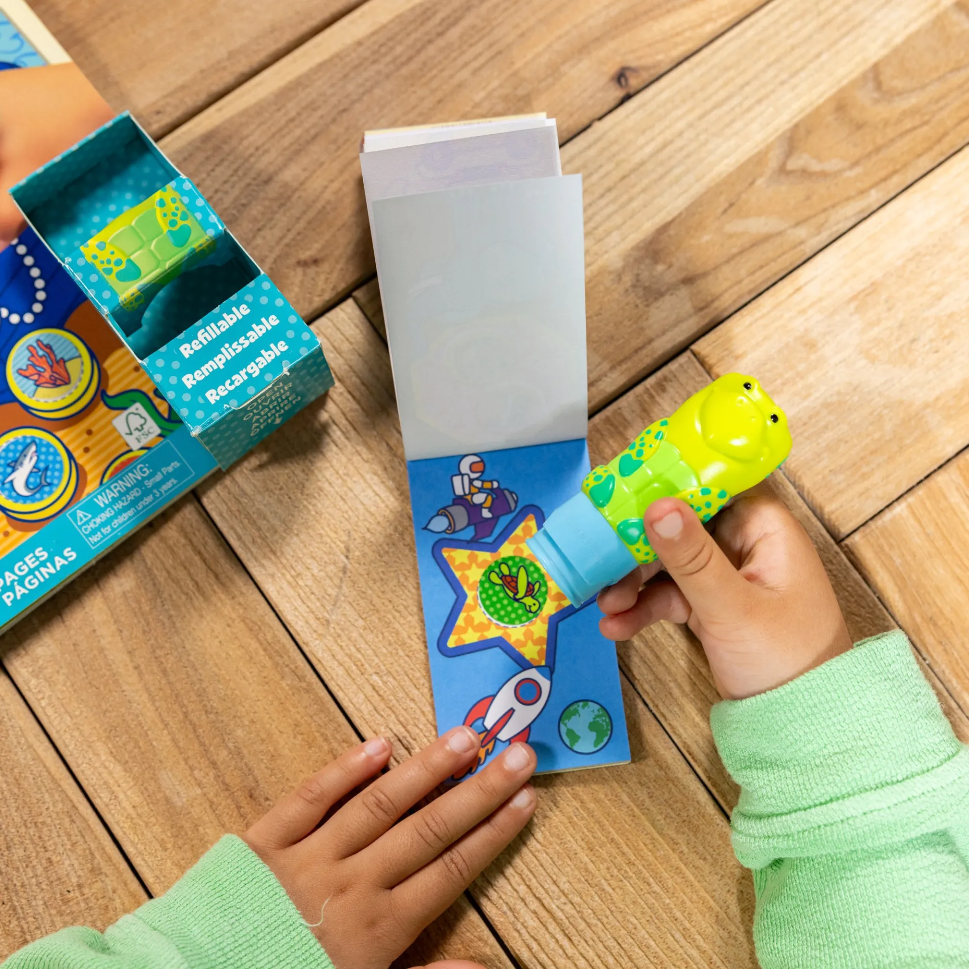 Sticker WOW!™ Sea Turtle Bundle: Activity Pad & Sticker Stamper + Mini Activity Pad and 200 Refill Stickers