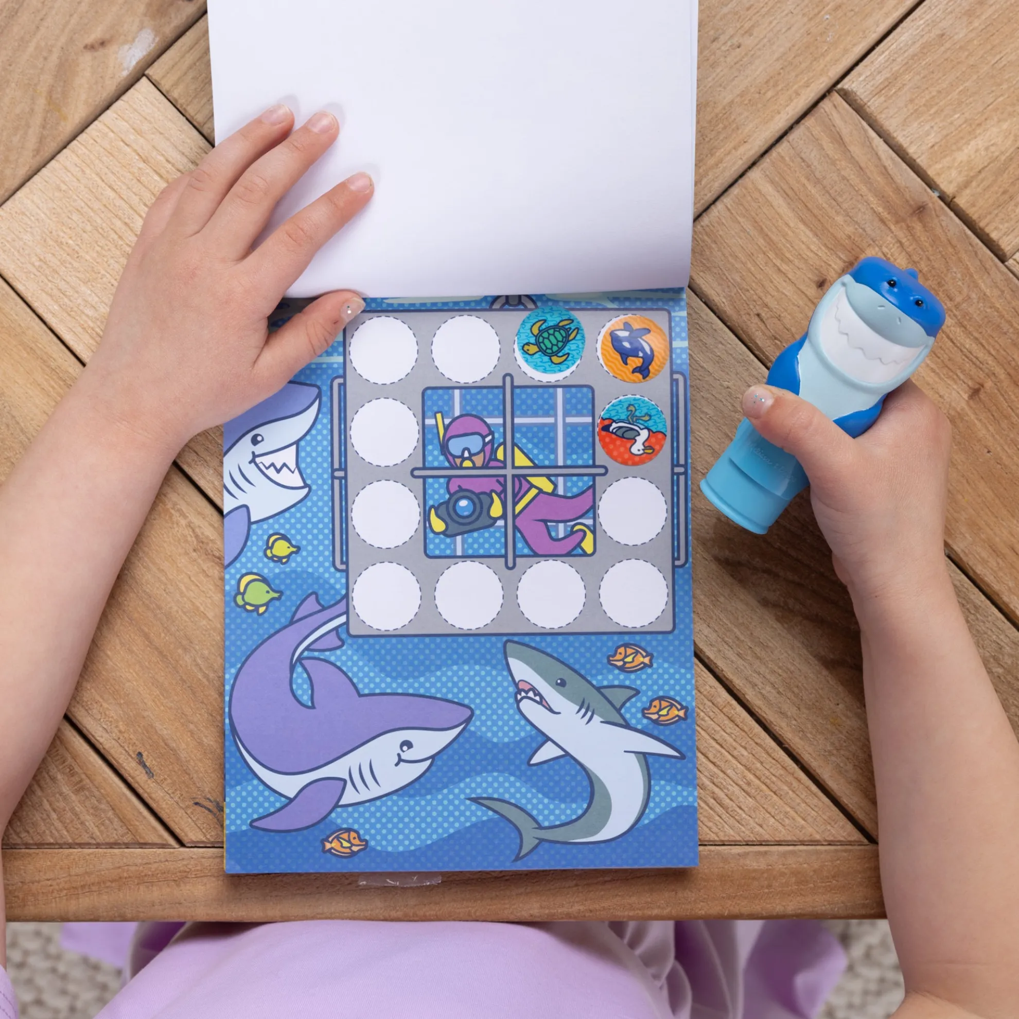 Sticker WOW!™ Shark Bundle: Activity Pad & Sticker Stamper + Mini Activity Pad and 200 Refill Stickers
