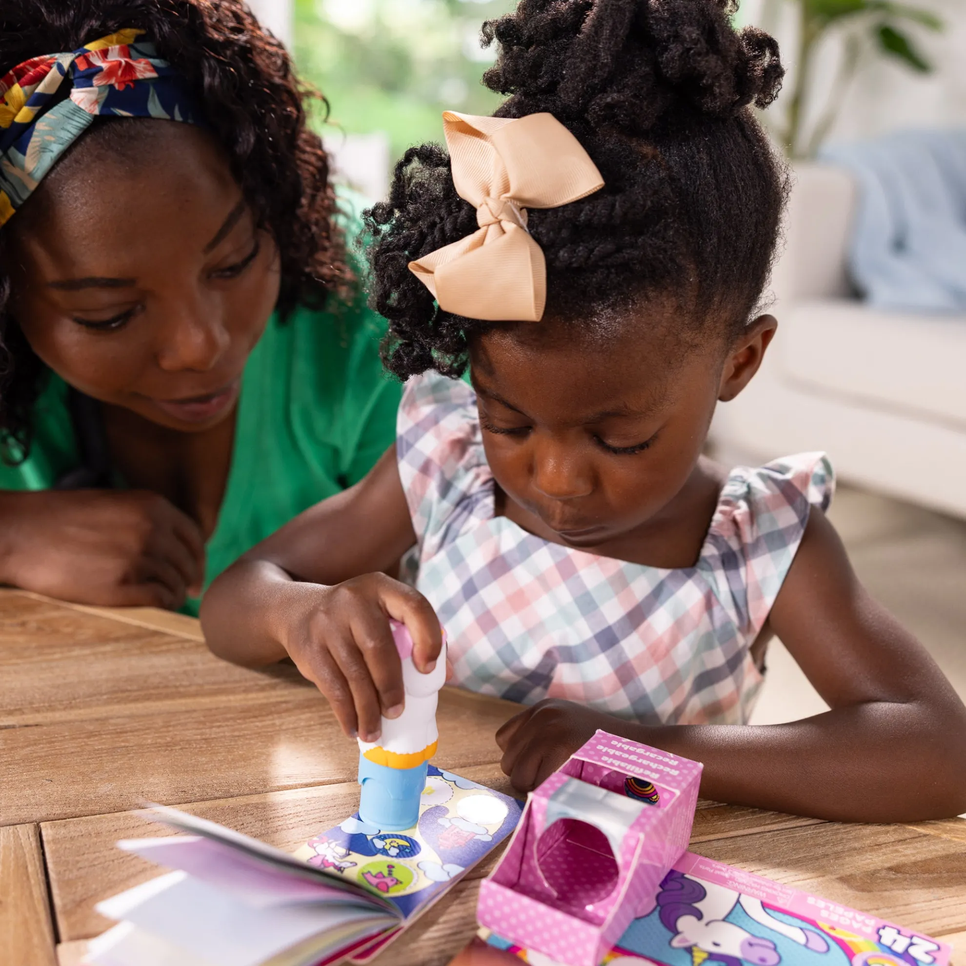 Sticker WOW!™ Unicorn Bundle: Activity Pad & Sticker Stamper + Mini Activity Pad and 200 Refill Stickers