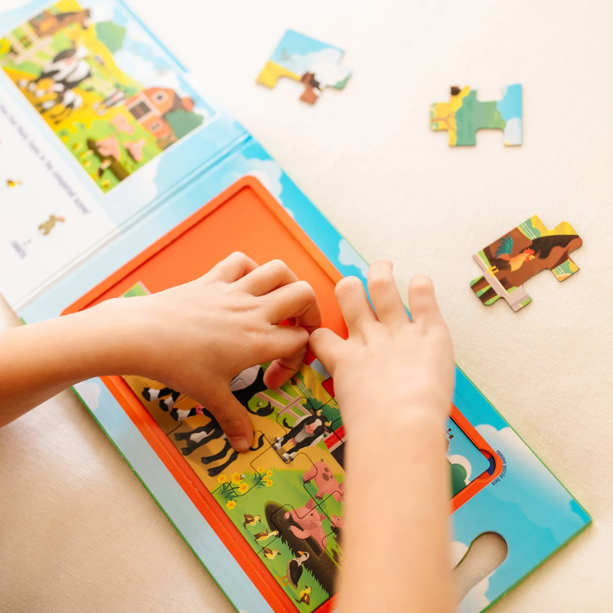 Take-Along Magnetic Jigsaw Puzzles – On the Farm